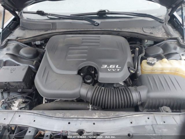 Photo 9 VIN: 2C3CCAKG8GH344092 - CHRYSLER 300 