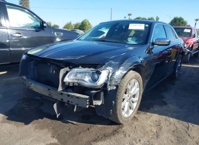 Photo 1 VIN: 2C3CCAKG8HH597110 - CHRYSLER 300C 