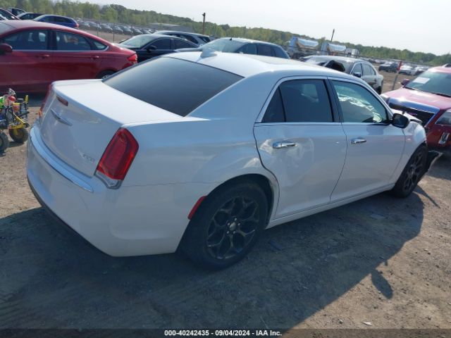 Photo 3 VIN: 2C3CCAKGXKH613718 - CHRYSLER 300 