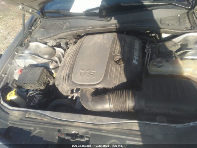 Photo 9 VIN: 2C3CCAKT1DH667151 - CHRYSLER 300C 