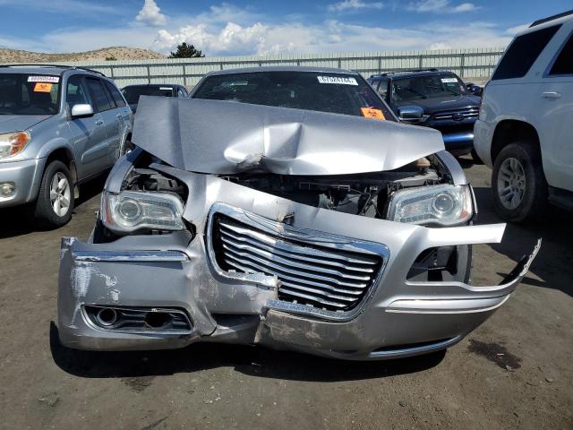 Photo 4 VIN: 2C3CCAKT6EH288146 - CHRYSLER 300C 