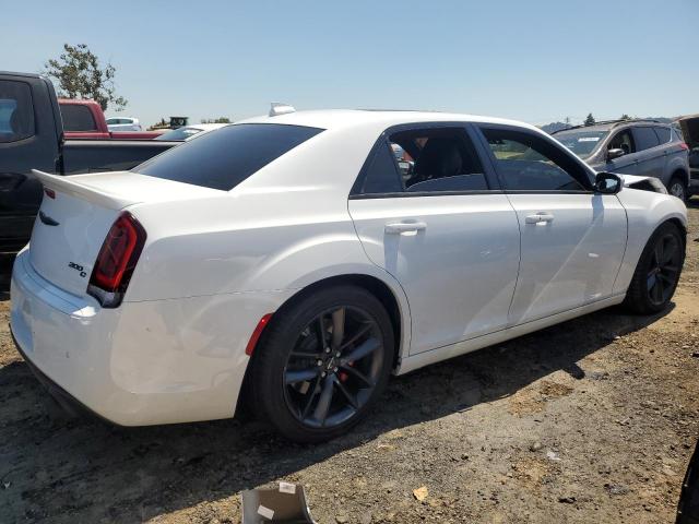 Photo 2 VIN: 2C3CCAPJ8PH502550 - CHRYSLER 300C 