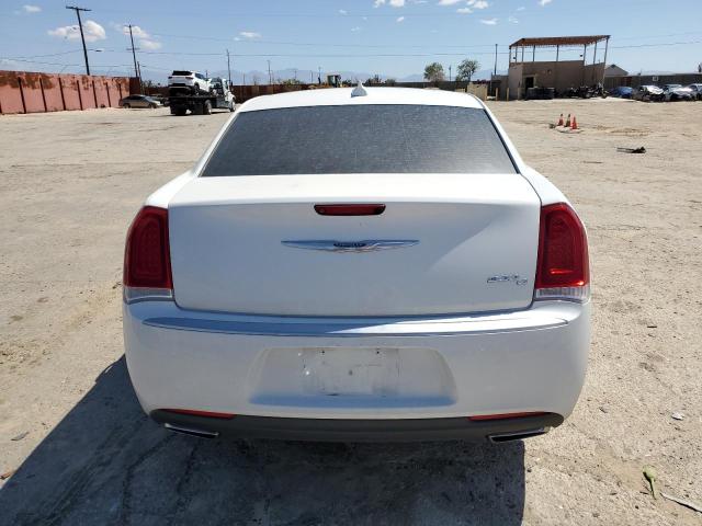 Photo 5 VIN: 2C3CCAPT0JH148970 - CHRYSLER 300C 