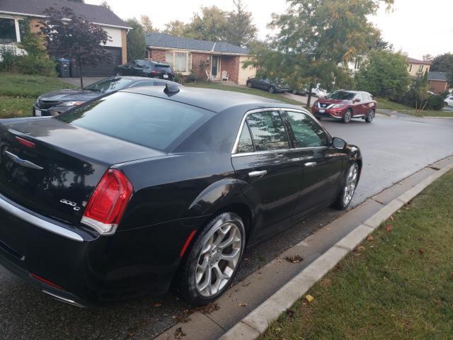 Photo 3 VIN: 2C3CCAPT0JH226101 - CHRYSLER 300C 