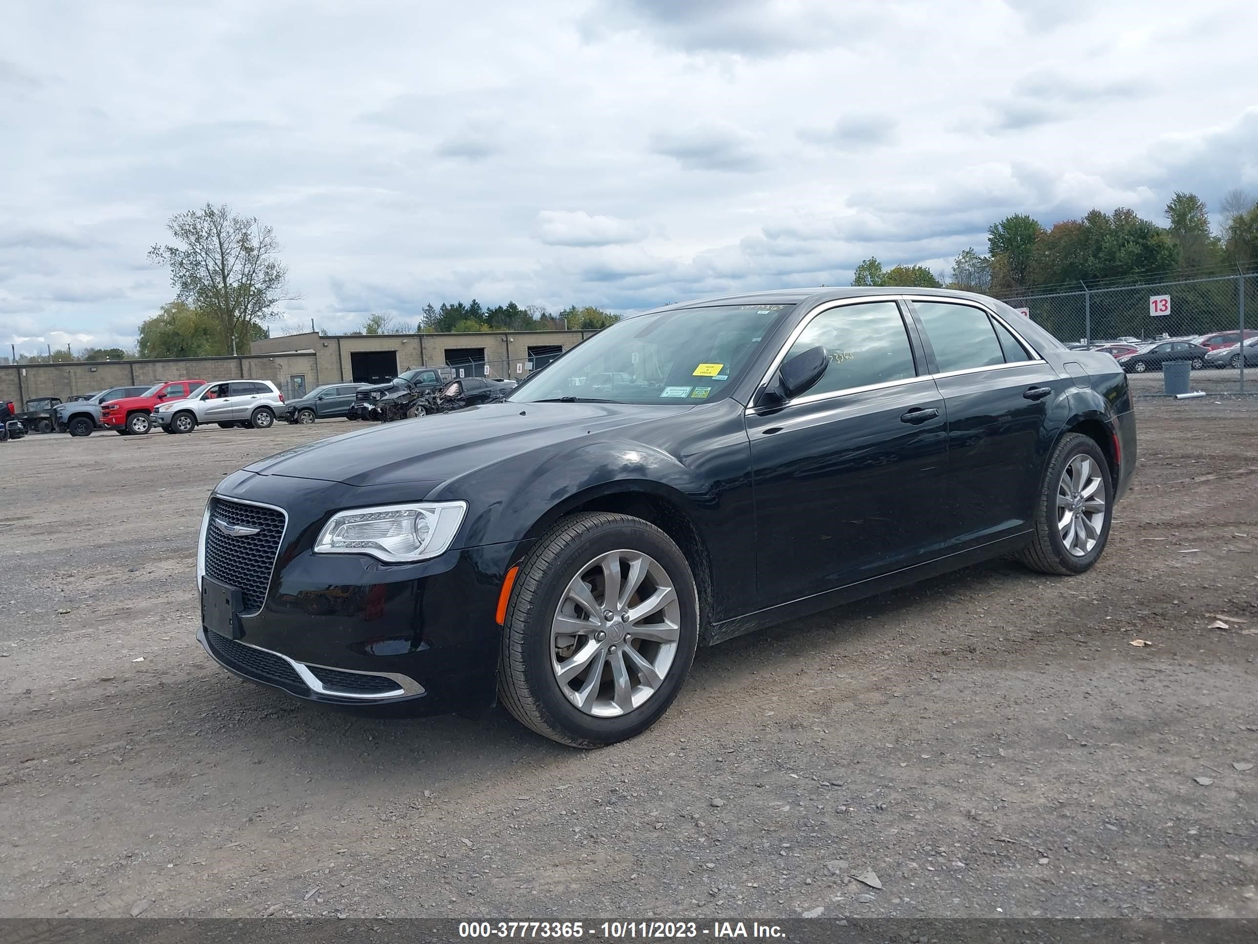 Photo 1 VIN: 2C3CCARG0NH210096 - CHRYSLER 300 