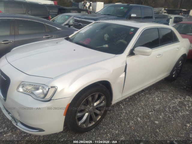 Photo 1 VIN: 2C3CCARG2FH846200 - CHRYSLER 300 