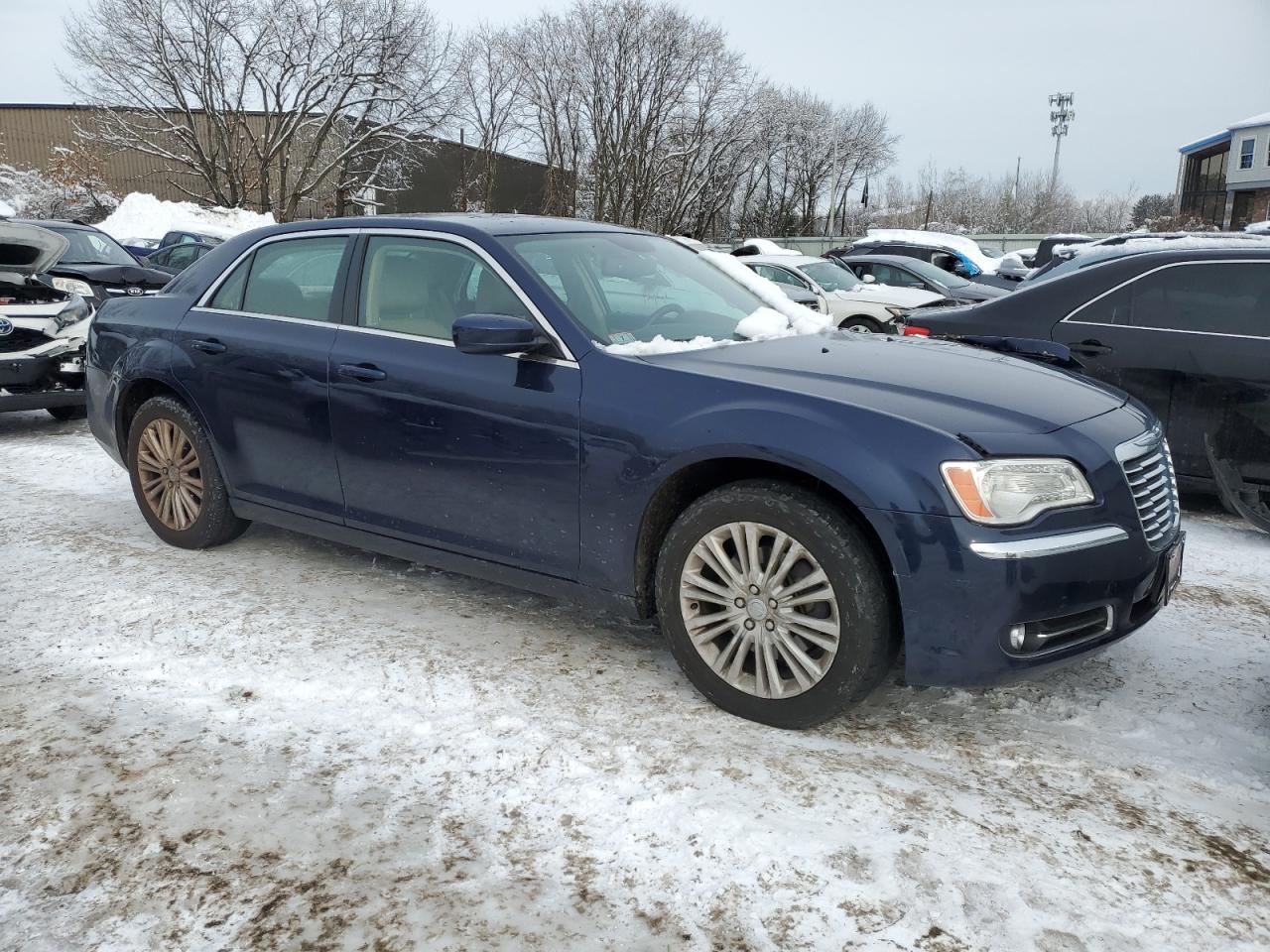 Photo 3 VIN: 2C3CCARG3EH163405 - CHRYSLER 300 