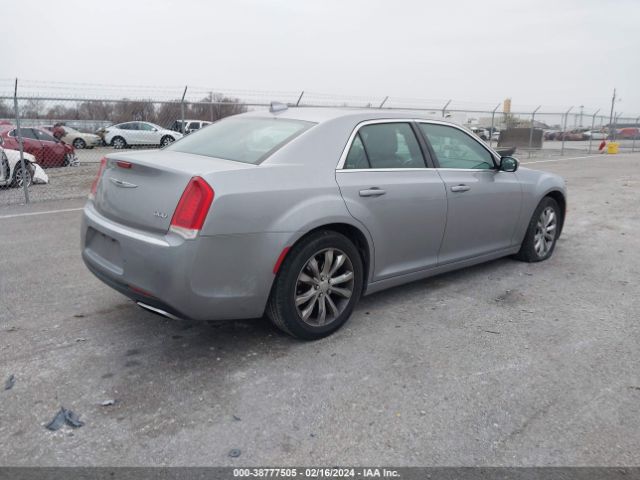 Photo 3 VIN: 2C3CCARG3FH831642 - CHRYSLER 300 