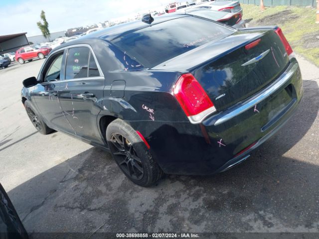 Photo 2 VIN: 2C3CCARG3JH257956 - CHRYSLER 300 