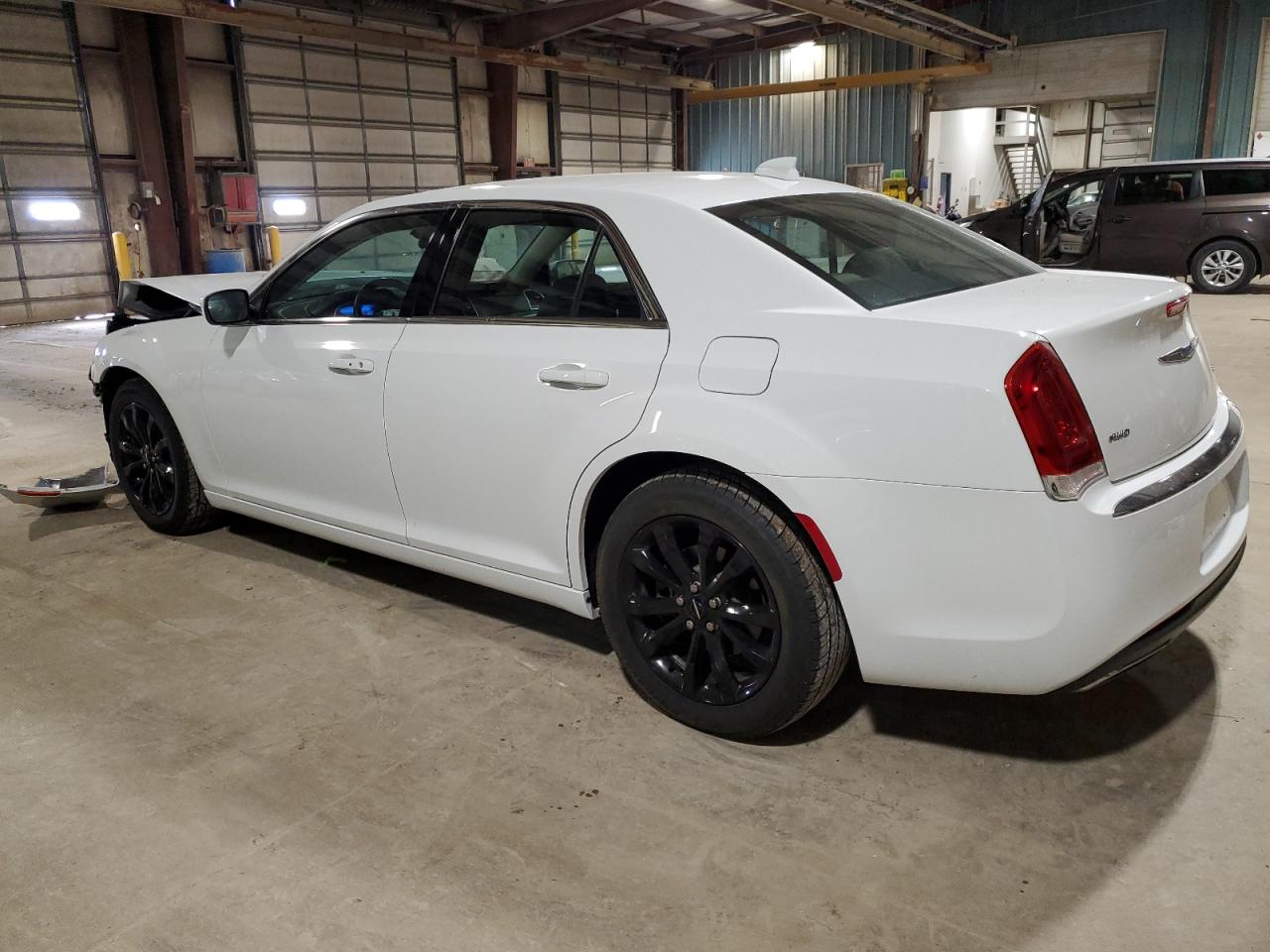 Photo 1 VIN: 2C3CCARG3JH282145 - CHRYSLER 300 