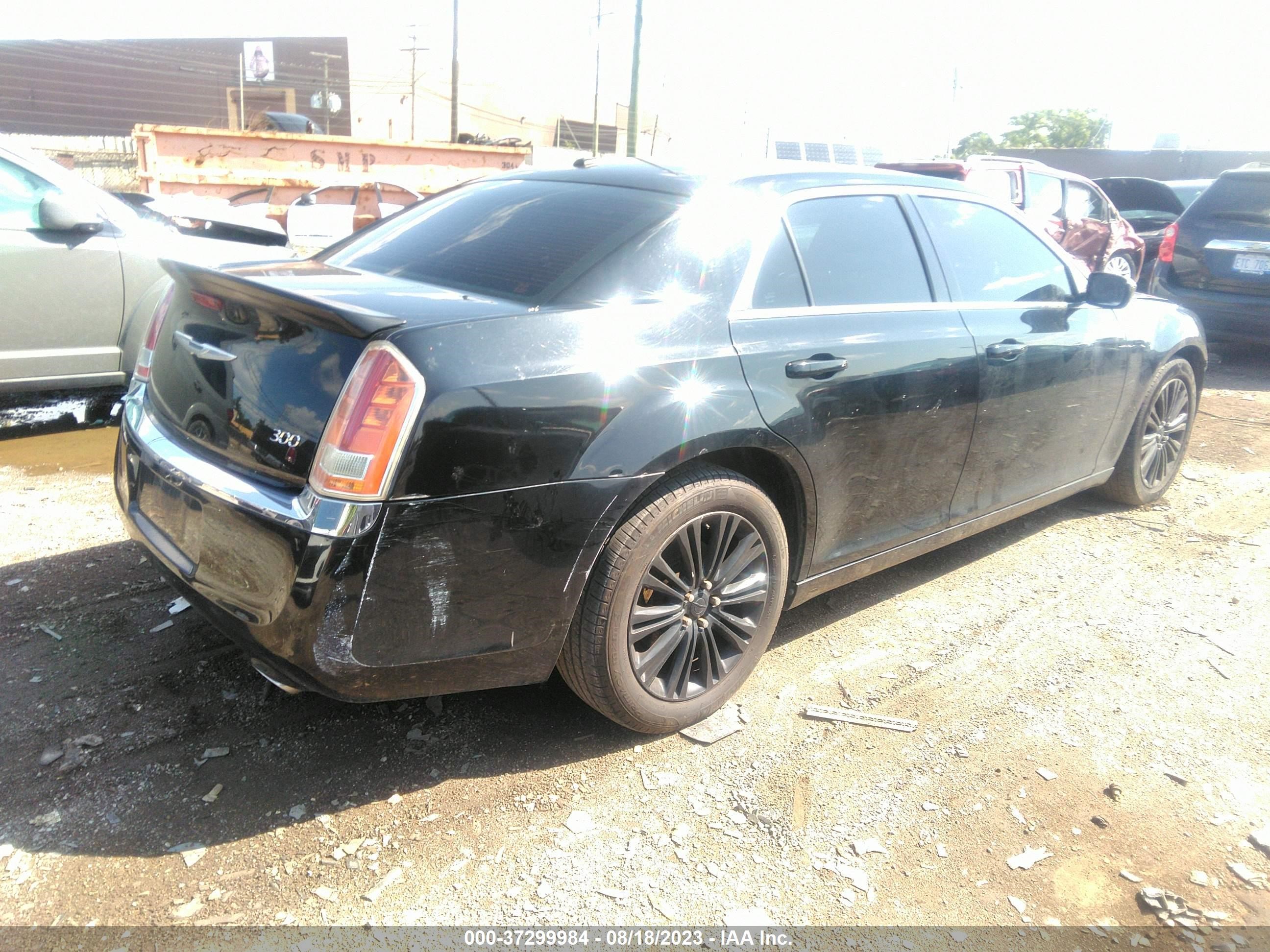 Photo 3 VIN: 2C3CCARG5EH146718 - CHRYSLER 300 