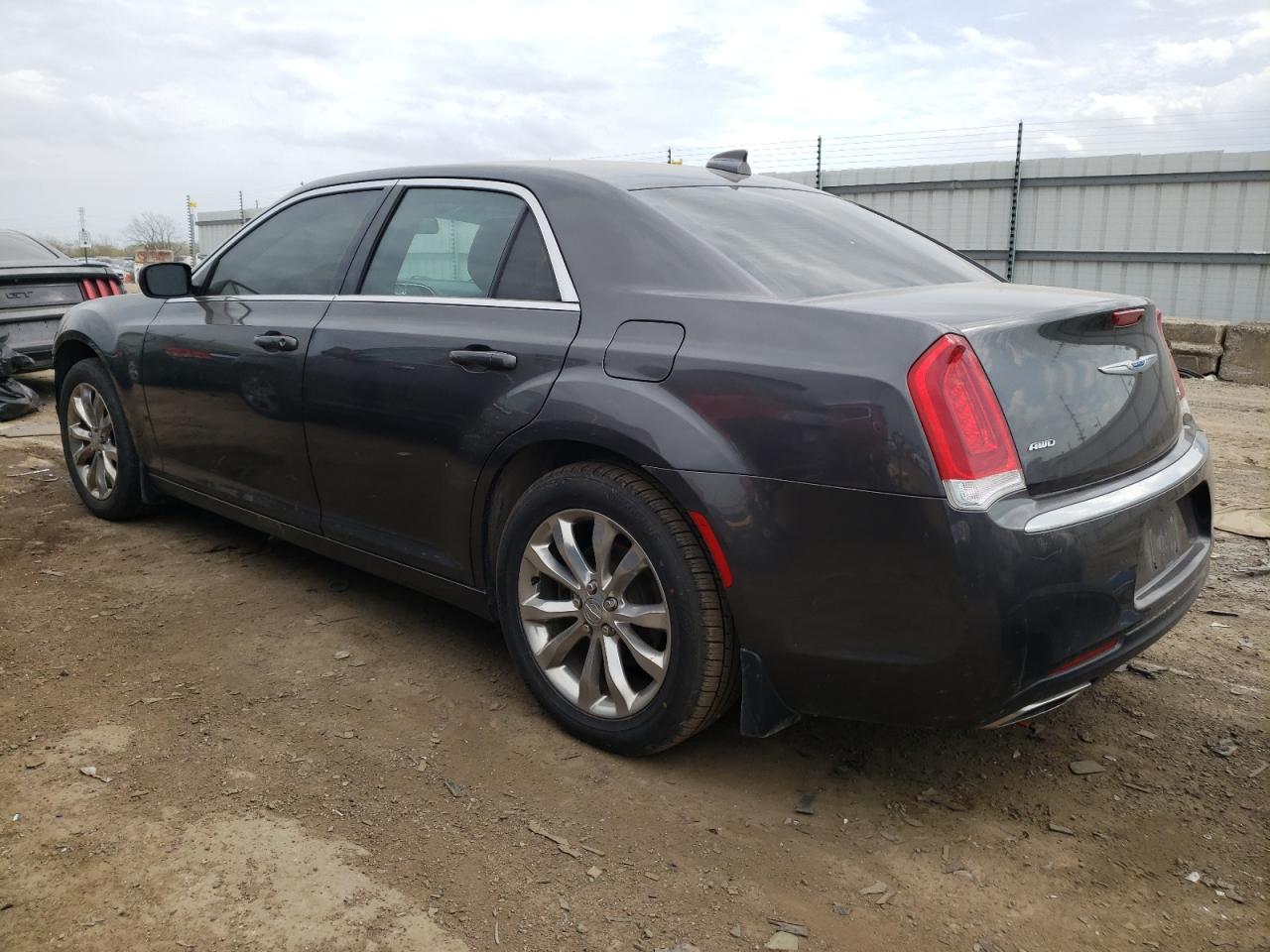 Photo 1 VIN: 2C3CCARG5JH324959 - CHRYSLER 300 