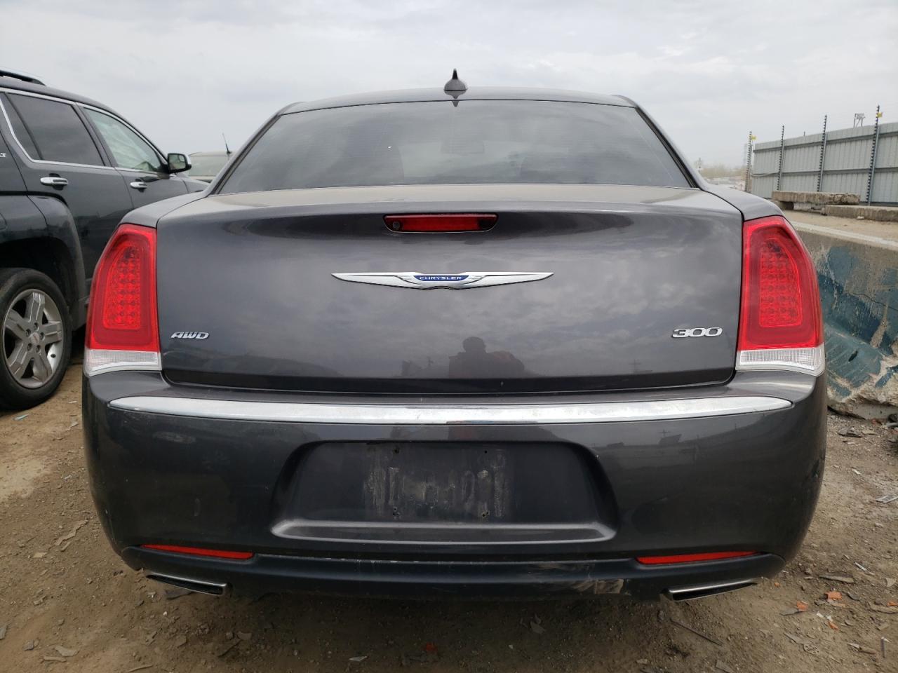 Photo 5 VIN: 2C3CCARG5JH324959 - CHRYSLER 300 