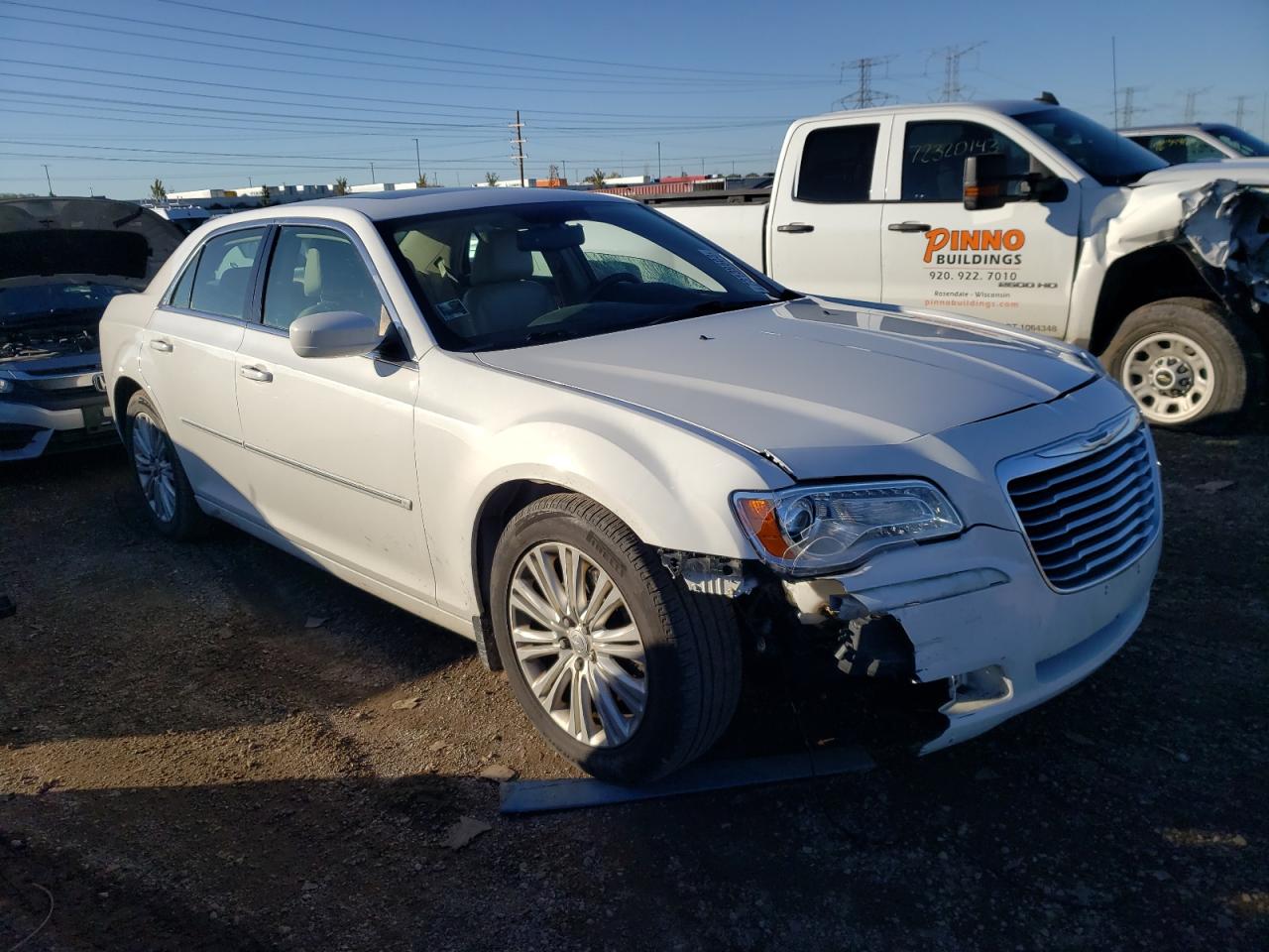 Photo 3 VIN: 2C3CCARG6DH513818 - CHRYSLER 300 