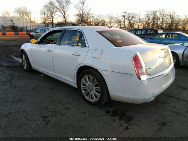 Photo 2 VIN: 2C3CCARG7DH529333 - CHRYSLER 300 