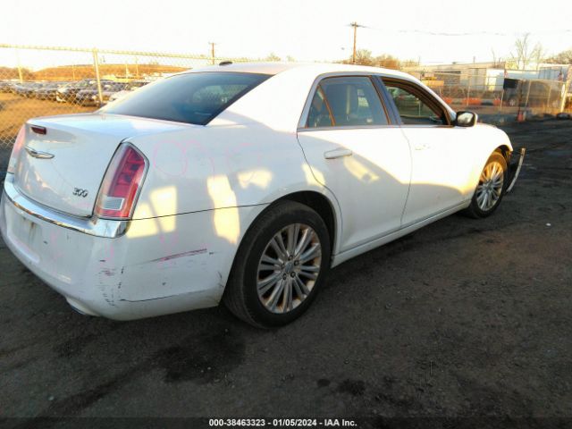 Photo 3 VIN: 2C3CCARG7DH529333 - CHRYSLER 300 