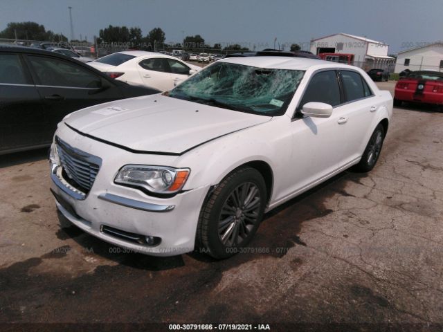 Photo 1 VIN: 2C3CCARG7EH201556 - CHRYSLER 300 