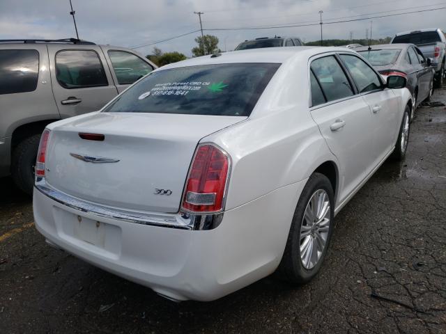 Photo 3 VIN: 2C3CCARG7EH383906 - CHRYSLER 300 