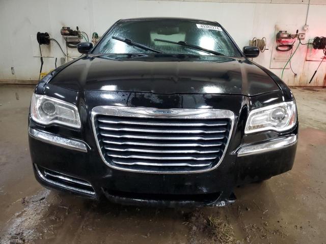 Photo 4 VIN: 2C3CCARG8EH235991 - CHRYSLER 300 