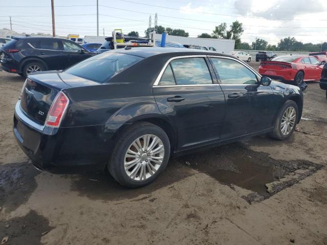 Photo 2 VIN: 2C3CCARG8EH235991 - CHRYSLER 300 