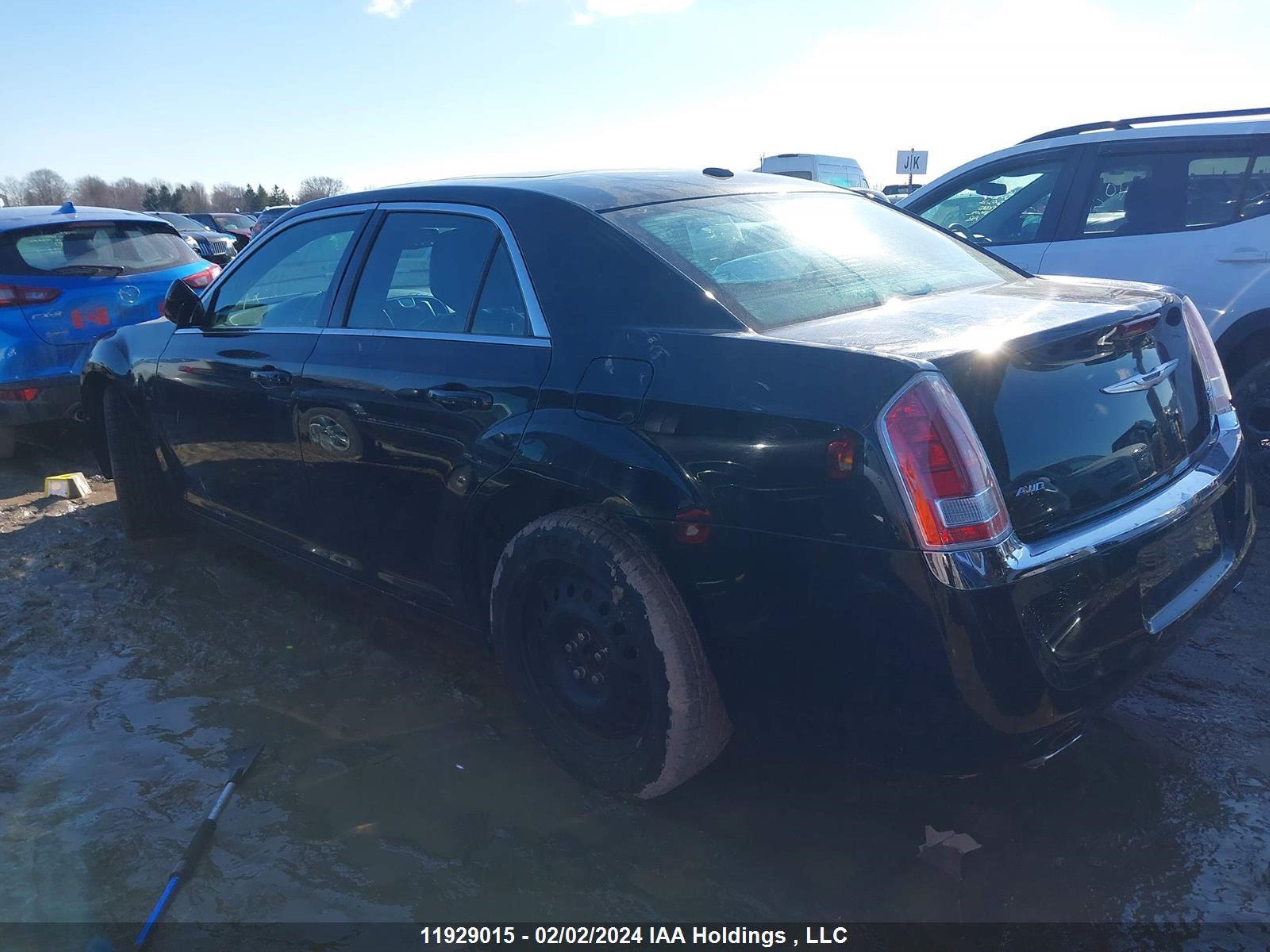 Photo 2 VIN: 2C3CCARG8EH305991 - CHRYSLER 300C 