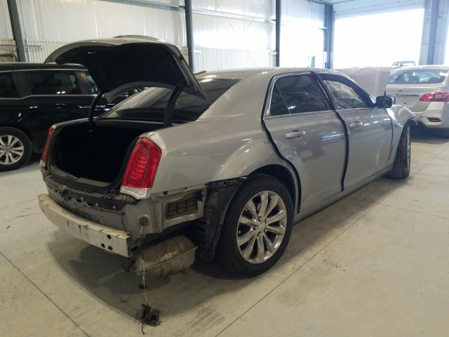 Photo 3 VIN: 2C3CCARGXJH175108 - CHRYSLER 300 TOURIN 