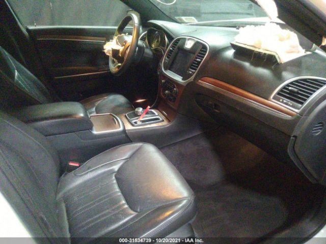 Photo 4 VIN: 2C3CCASG0HH607709 - CHRYSLER 300 