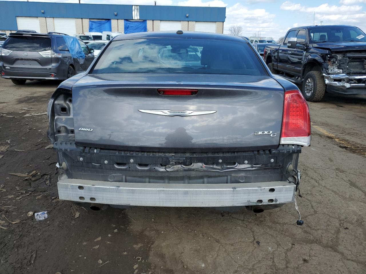 Photo 5 VIN: 2C3CCASG9FH773031 - CHRYSLER 300 