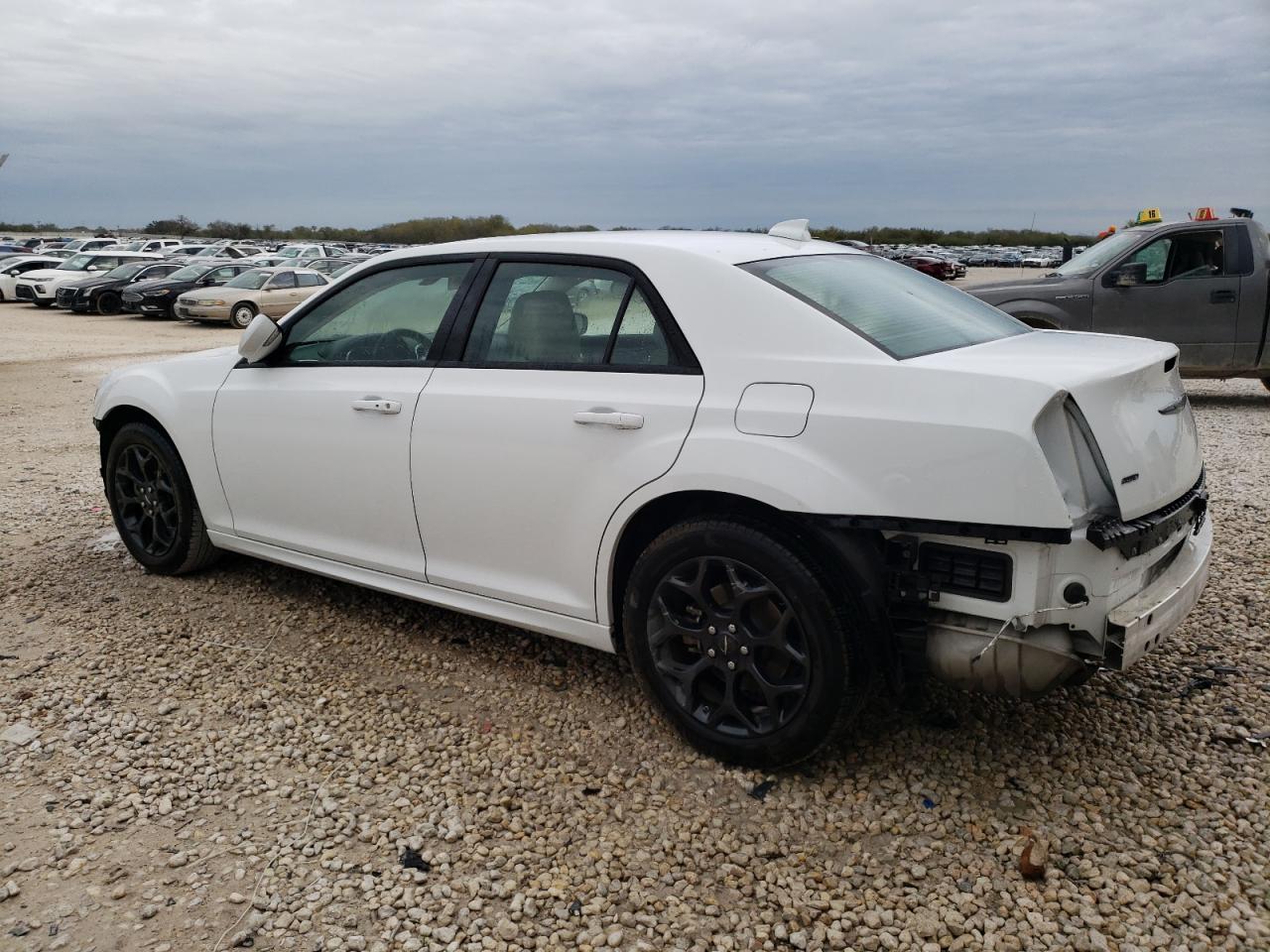 Photo 1 VIN: 2C3CCASGXNH236943 - CHRYSLER 300 