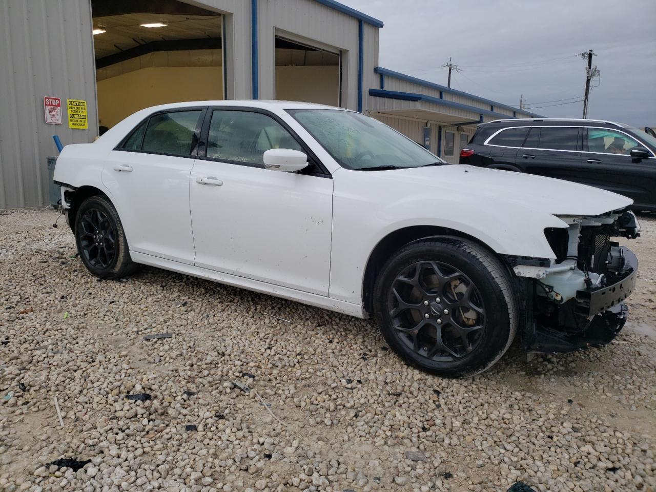 Photo 3 VIN: 2C3CCASGXNH236943 - CHRYSLER 300 