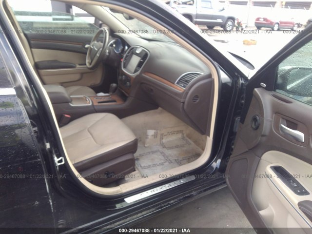 Photo 4 VIN: 2C3CCAST9DH519992 - CHRYSLER 300 