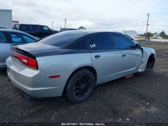 Photo 3 VIN: 2C3CDXAT0EH207353 - DODGE CHARGER 