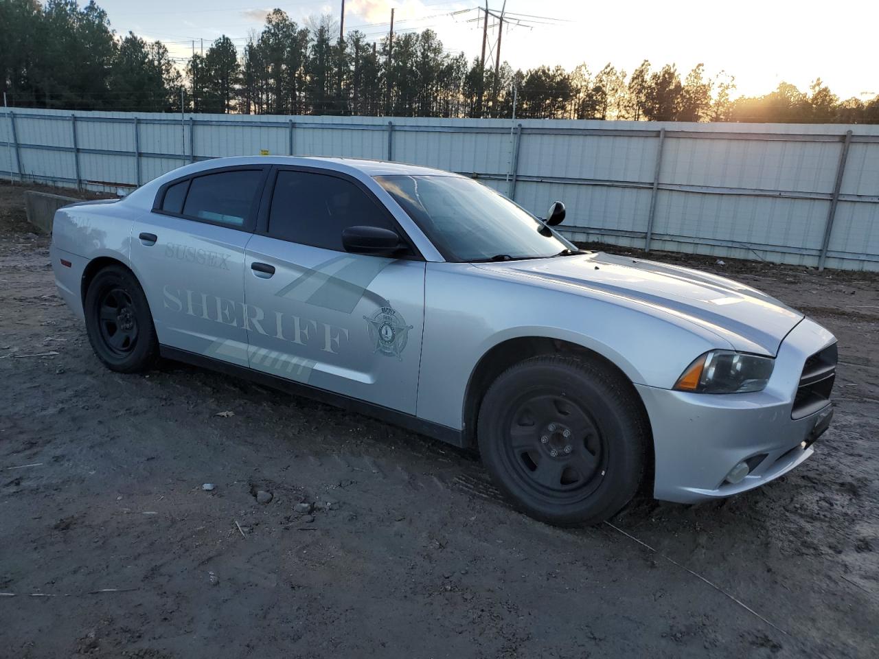 Photo 3 VIN: 2C3CDXAT4EH366909 - DODGE CHARGER 