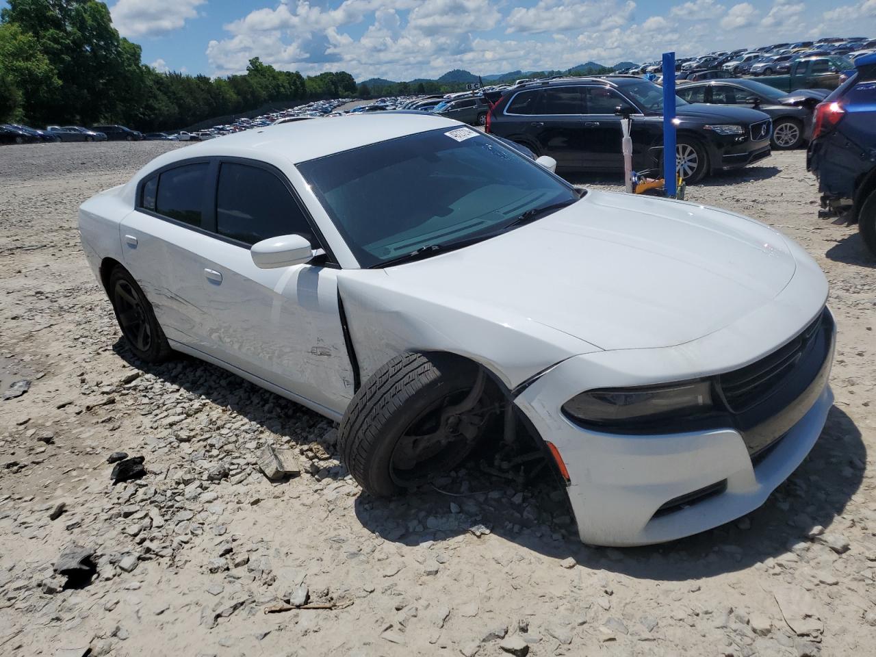 Photo 3 VIN: 2C3CDXAT4HH660248 - DODGE CHARGER 