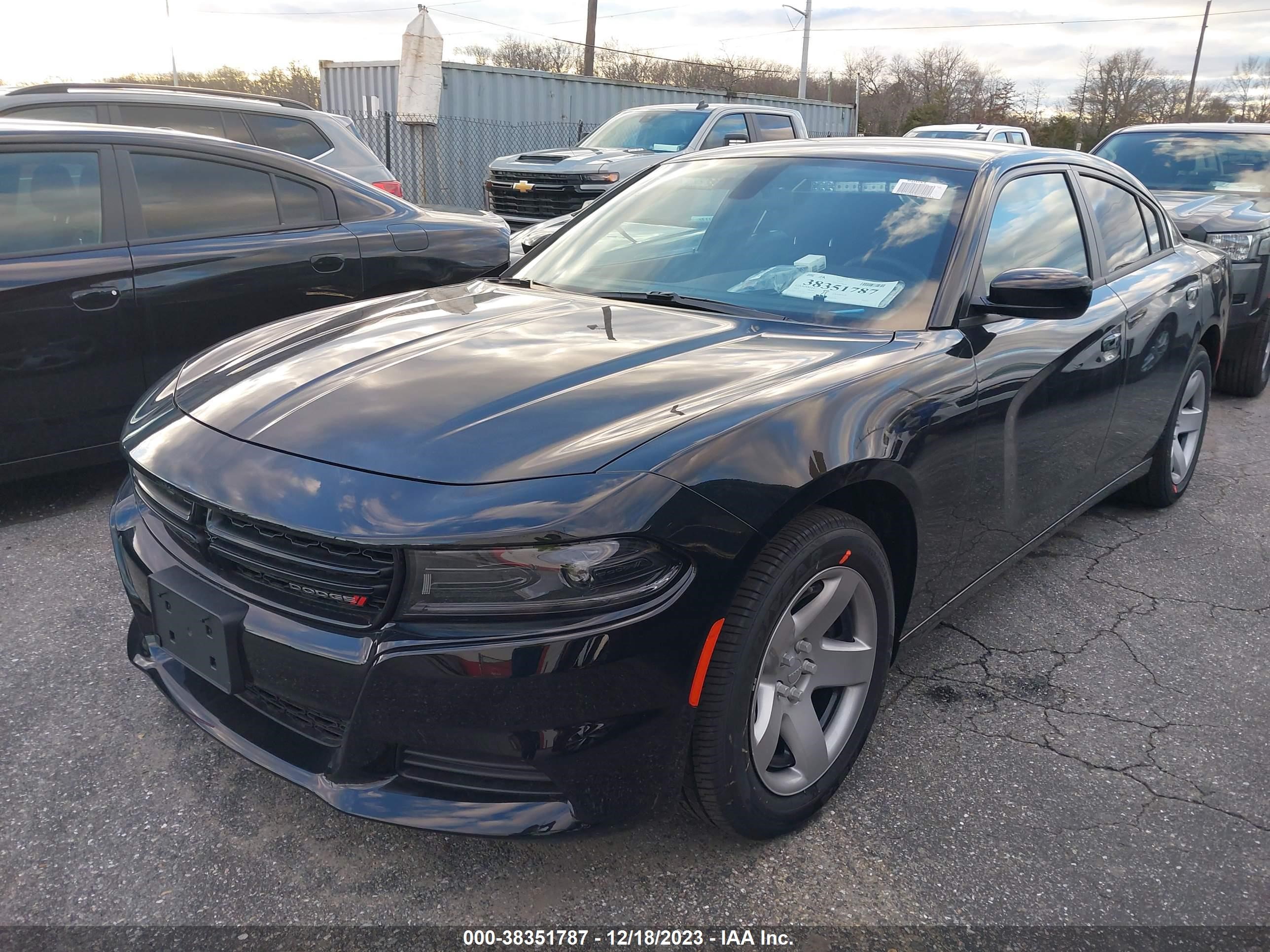 Photo 1 VIN: 2C3CDXAT4PH678313 - DODGE CHARGER 