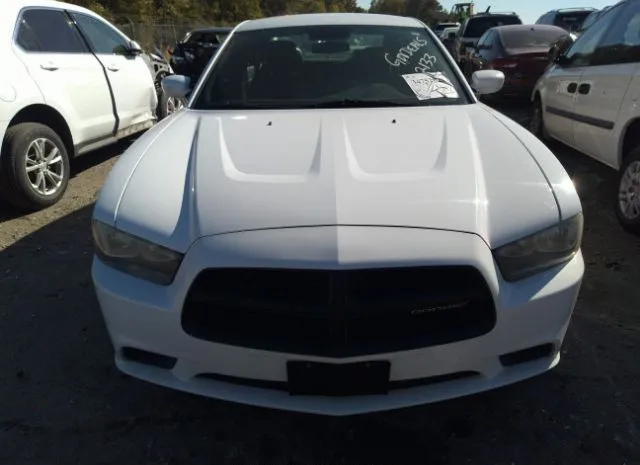 Photo 5 VIN: 2C3CDXAT7EH172133 - DODGE CHARGER 