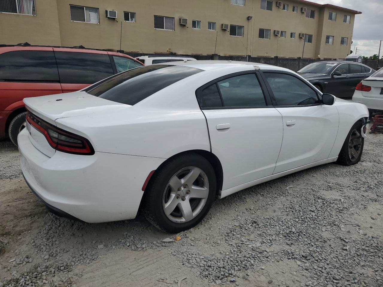 Photo 2 VIN: 2C3CDXAT7HH559690 - DODGE CHARGER 