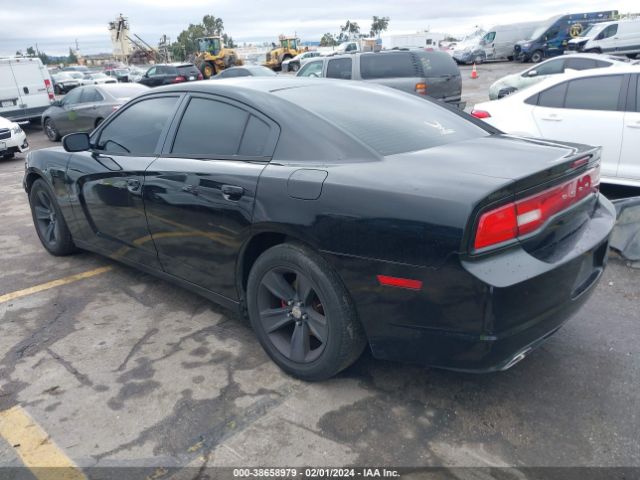 Photo 2 VIN: 2C3CDXBG0DH601547 - DODGE CHARGER 