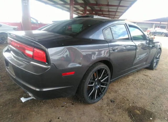 Photo 3 VIN: 2C3CDXBG0EH353303 - DODGE CHARGER 