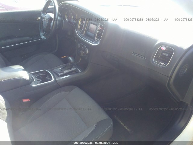 Photo 4 VIN: 2C3CDXBG0FH738510 - DODGE CHARGER SE 