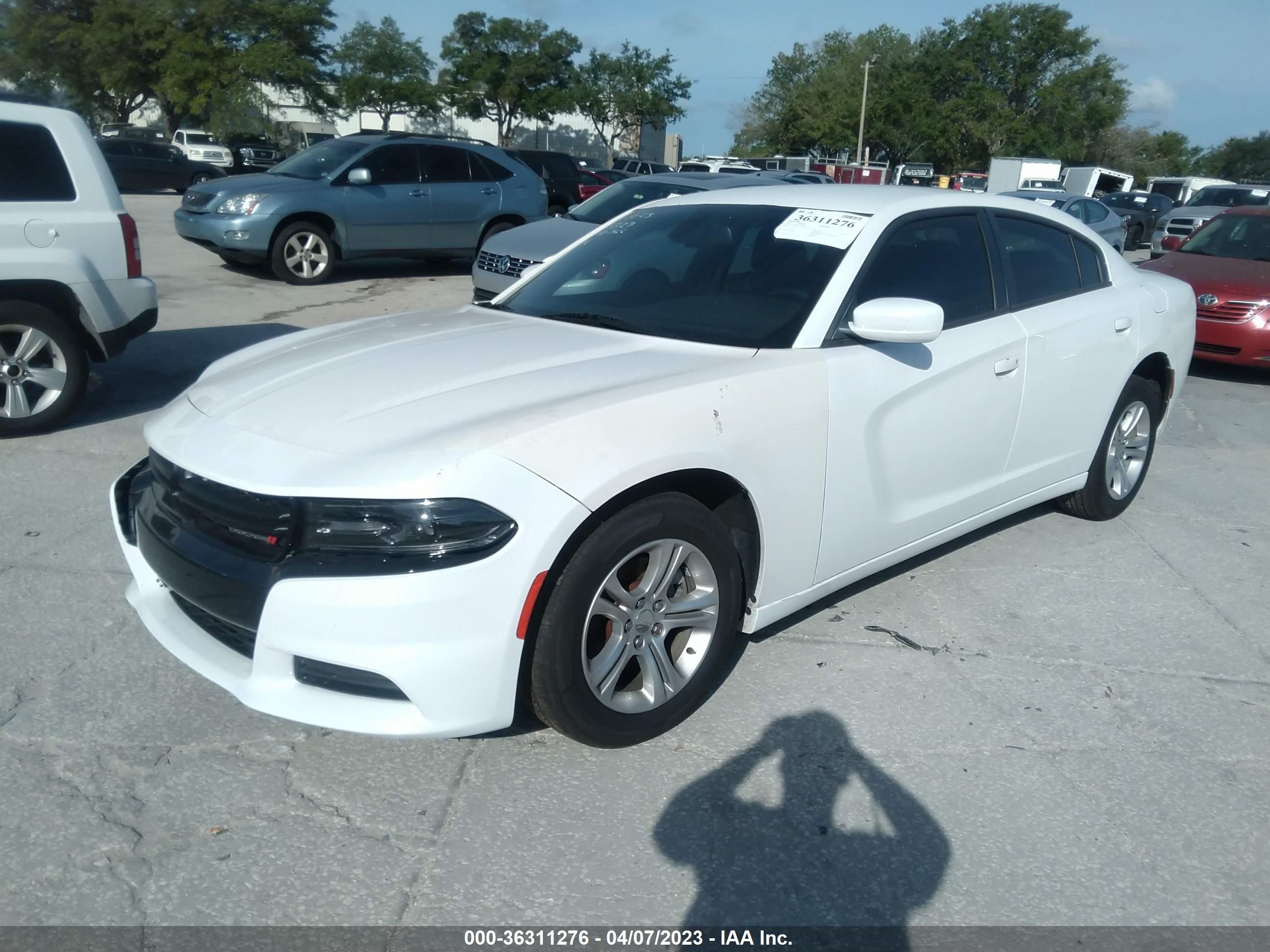 Photo 1 VIN: 2C3CDXBG0FH844066 - DODGE CHARGER 