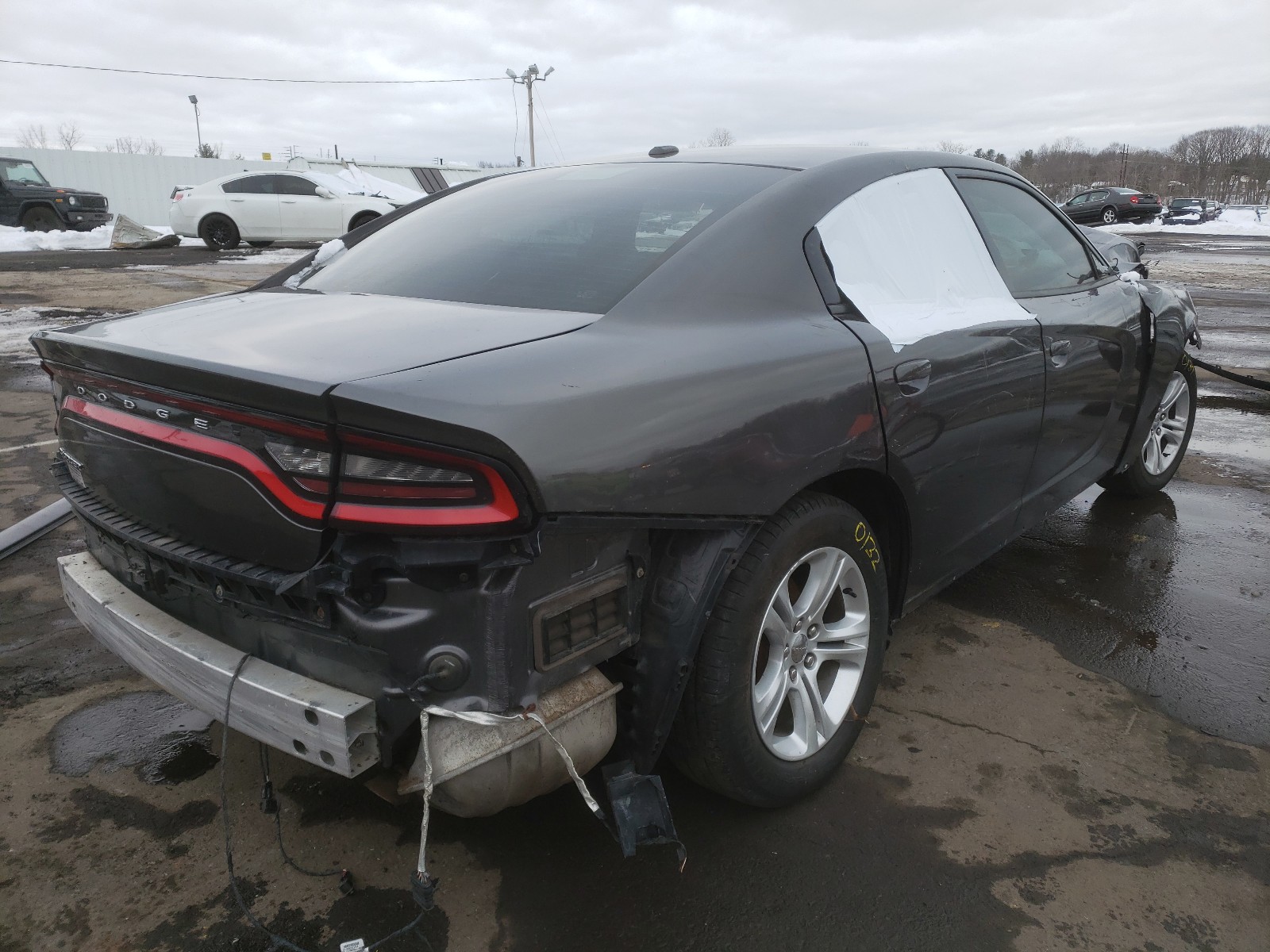 Photo 3 VIN: 2C3CDXBG0FH878895 - DODGE CHARGER SE 