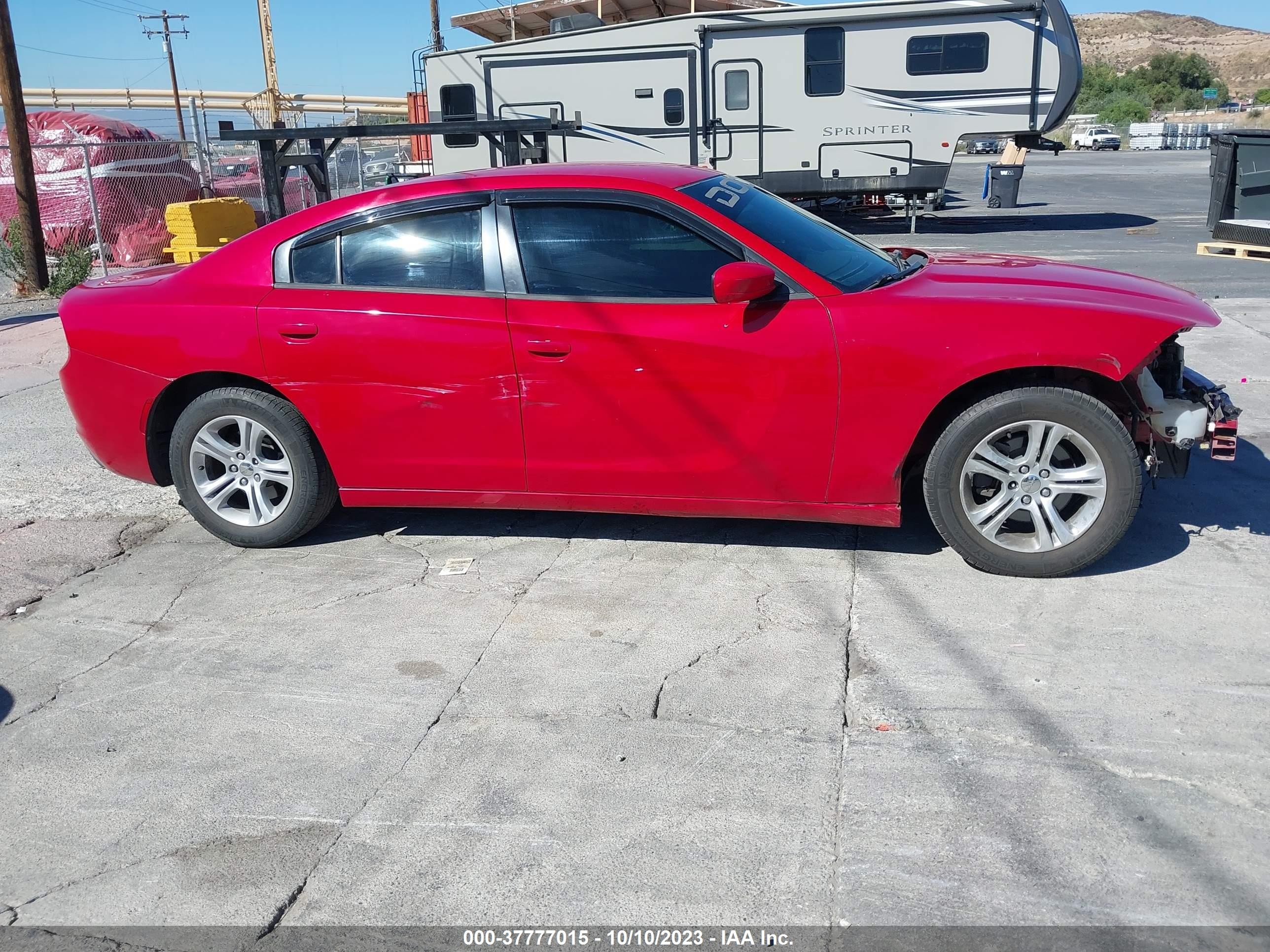 Photo 13 VIN: 2C3CDXBG0GH277097 - DODGE CHARGER 