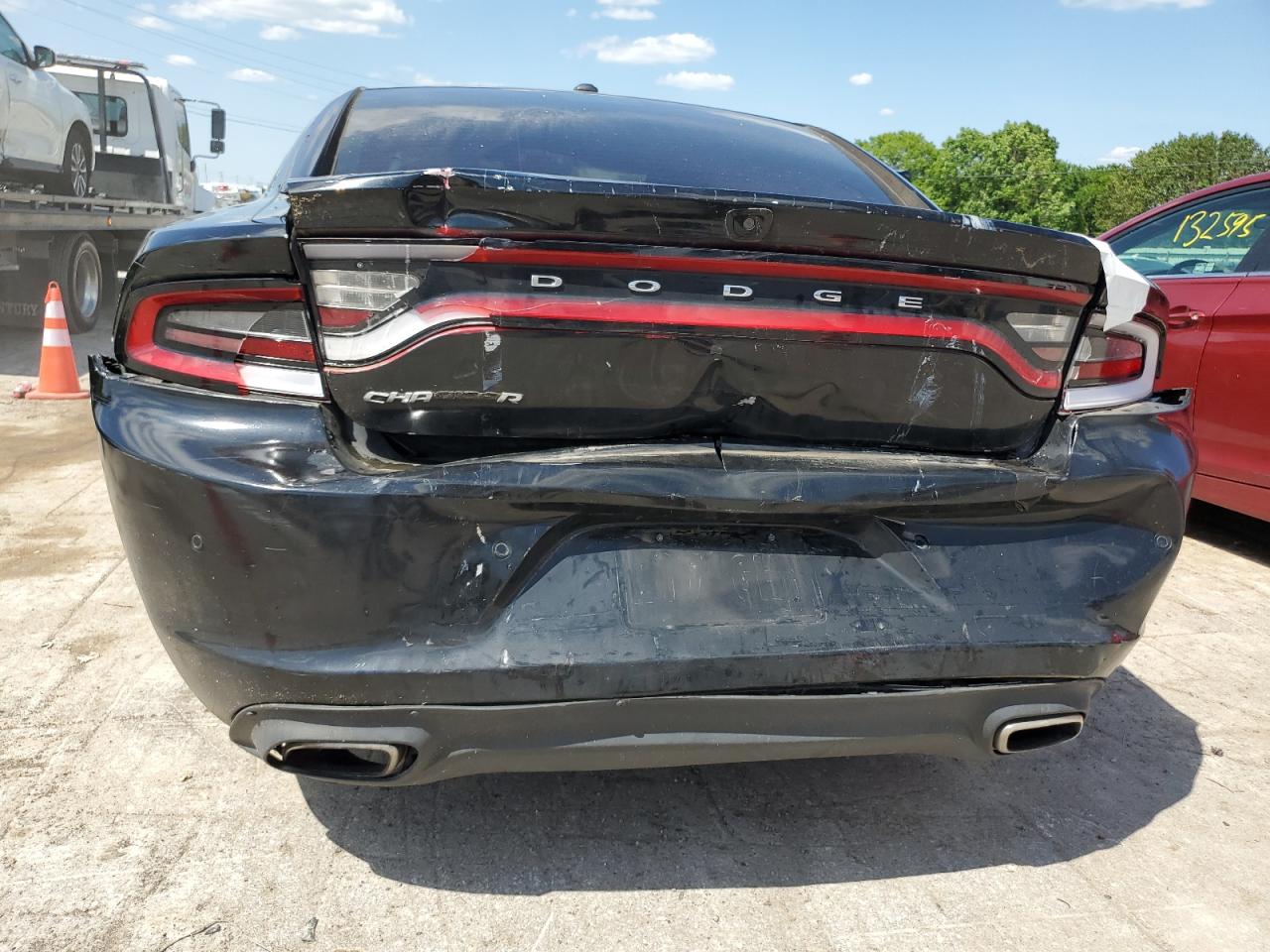 Photo 5 VIN: 2C3CDXBG0KH707784 - DODGE CHARGER 