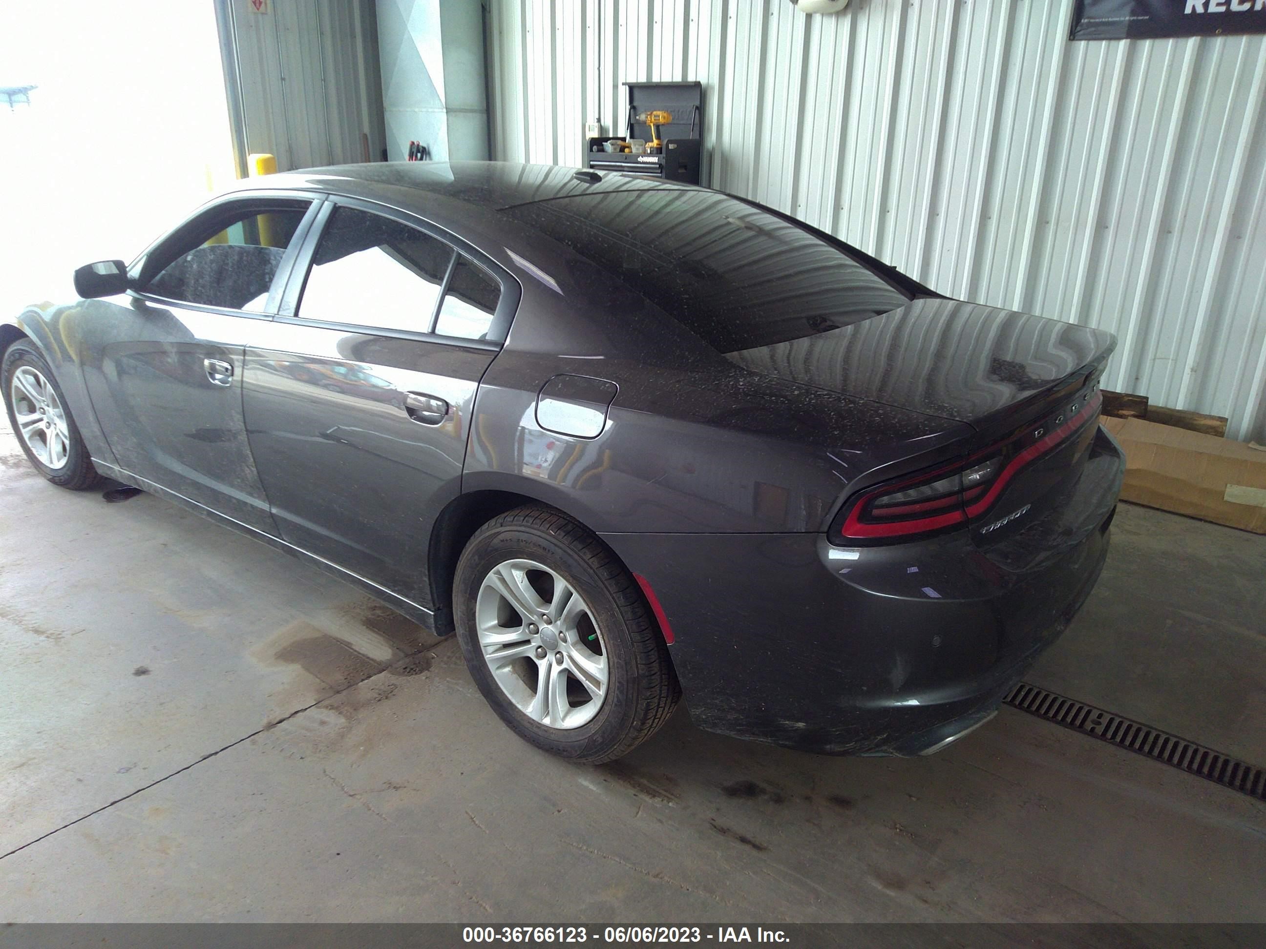 Photo 2 VIN: 2C3CDXBG0LH135469 - DODGE CHARGER 