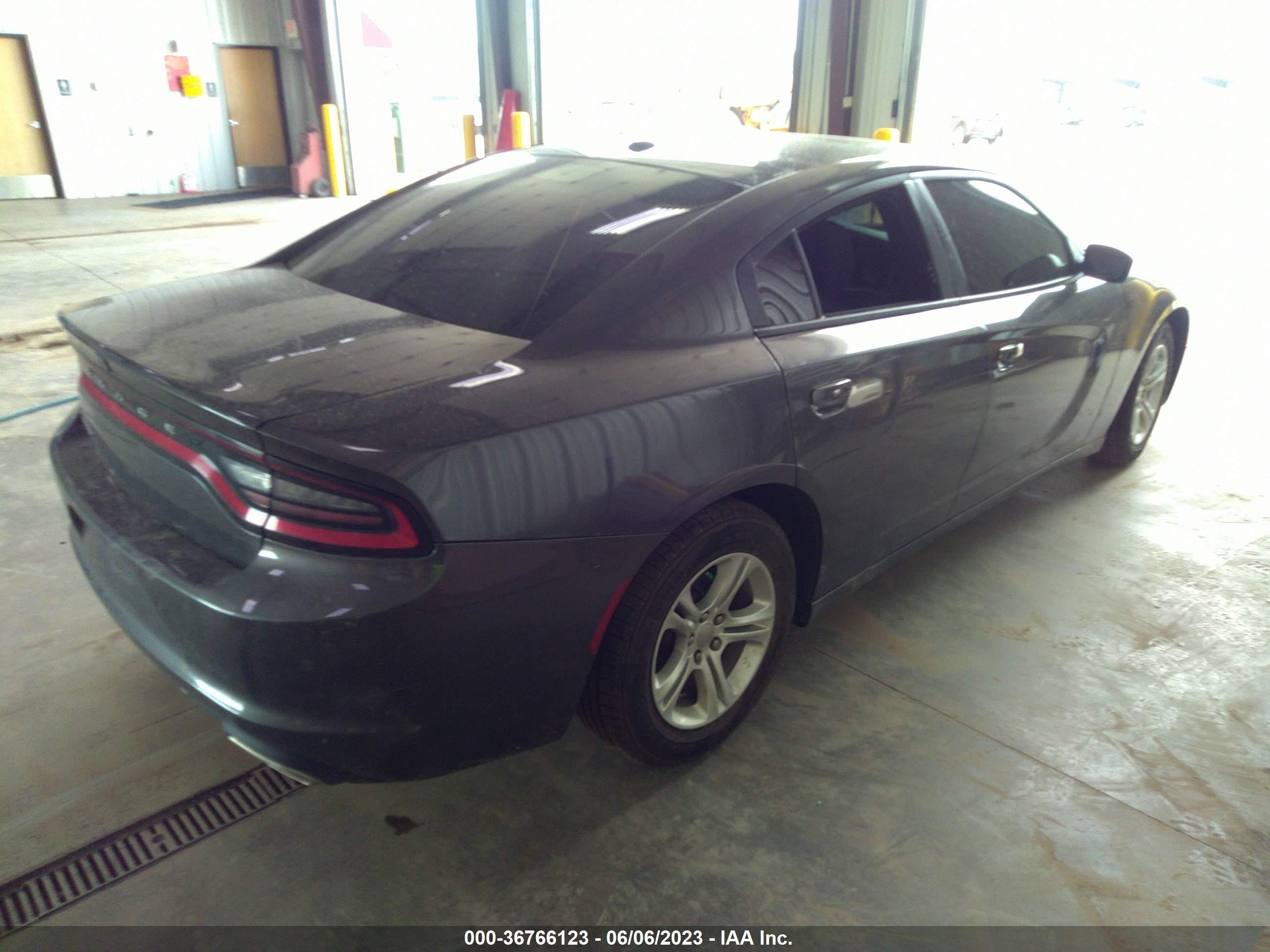 Photo 3 VIN: 2C3CDXBG0LH135469 - DODGE CHARGER 