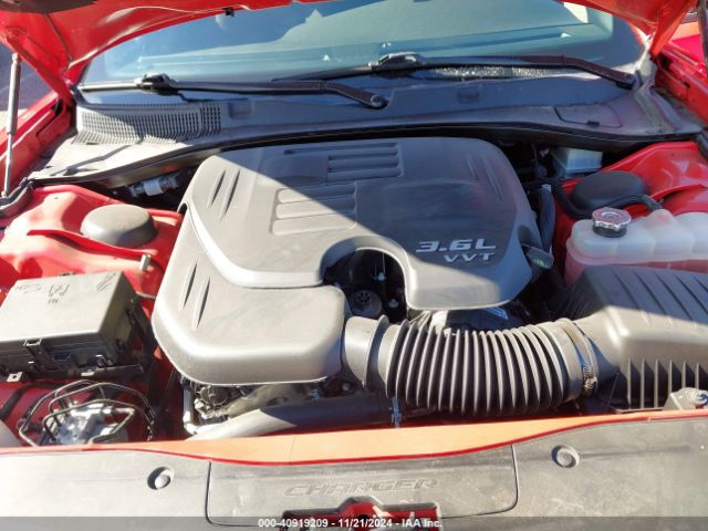 Photo 9 VIN: 2C3CDXBG0NH220024 - DODGE CHARGER 