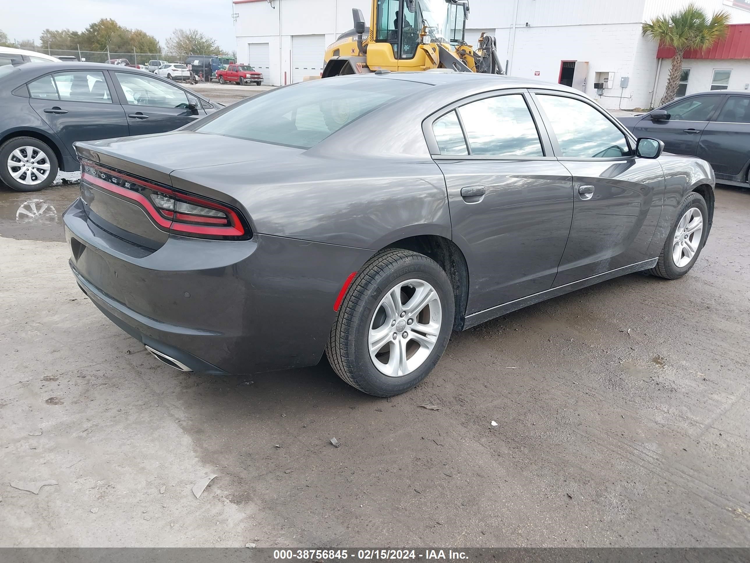 Photo 3 VIN: 2C3CDXBG0NH234683 - DODGE CHARGER 