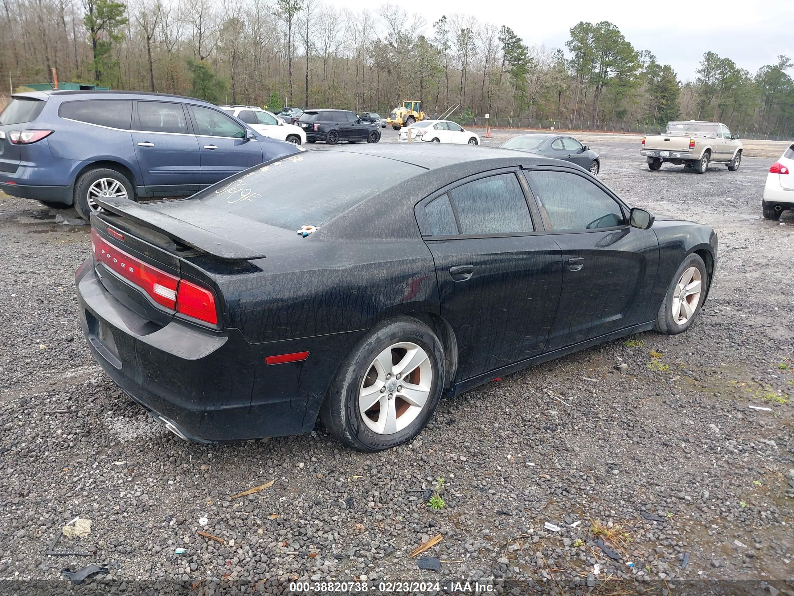 Photo 3 VIN: 2C3CDXBG1CH112010 - DODGE CHARGER 