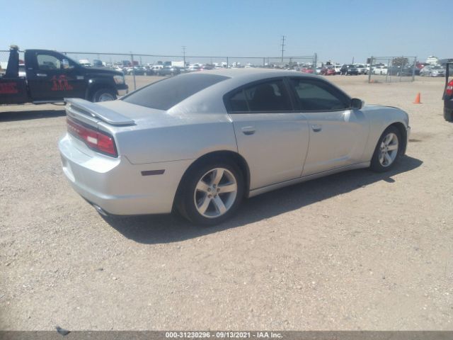 Photo 3 VIN: 2C3CDXBG1CH295909 - DODGE CHARGER 